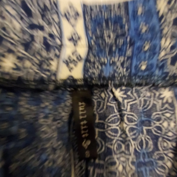 Shorts - Picture 2 of 2